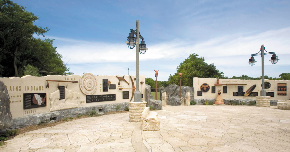 plains indians story plaza